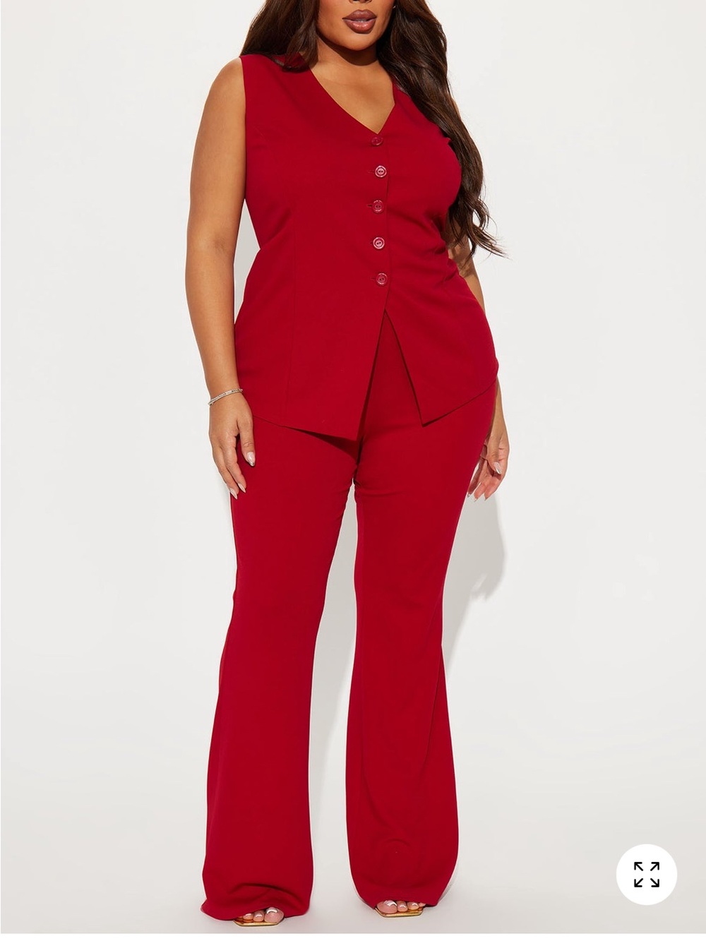 Plus Size Sleeveless Button-Front Matching Set in Red
